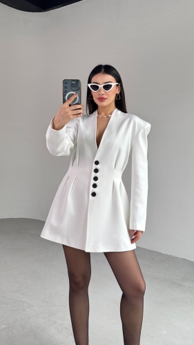 TKM-03683 Beyaz Vatkalı Ön Düğmeli Blazer Ceket Mini Etek İkili Takım - Thumbnail