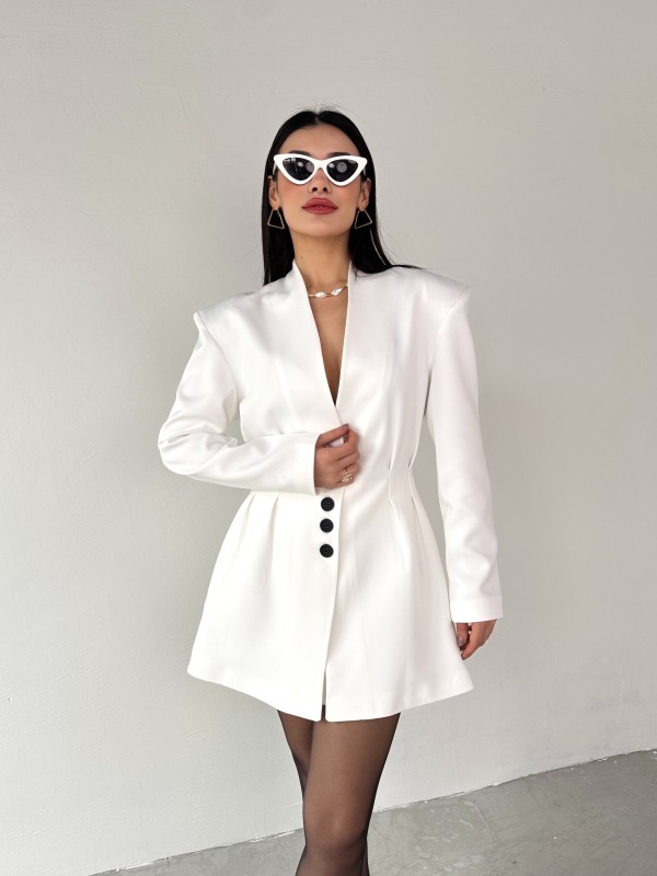 TKM-03683 Beyaz Vatkalı Ön Düğmeli Blazer Ceket Mini Etek İkili Takım