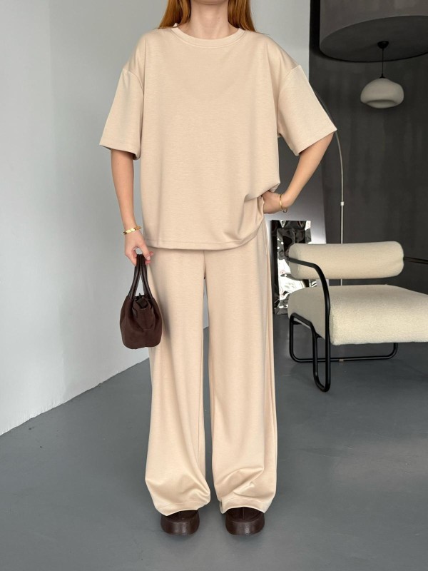 TKM-1113 Bej Rengi Oysh Kumaş Yarım Kol Basic Bluz Palazzo Bel Lastikli Alt İkili Takım