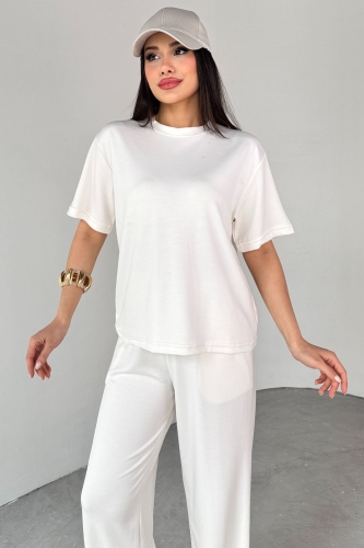 Cappmoda - TKM-13265 Beyaz Bisiklet Yaka Tişört Lastikli Salaş Pantolon İkili Takım (1)