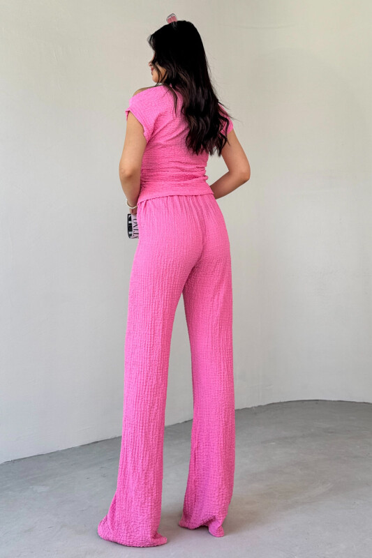 TKM-13288 Pembe Bubble Kumaş Kayık Yaka Büzgülü Bluz Salaş Pantolon İkili Takım - 6