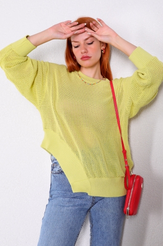 Cappmoda - TRK-05292 Soft Yeşil Delikli Bel Detaylı Tasarım Triko Bluz (1)