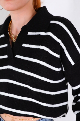 Cappmoda - TRK-05297 Siyah Beyaz Şeritli Polo V Yaka Mevsimlik Triko (1)