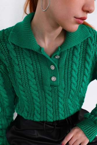 Cappmoda - TRK-05300 Yeşil Örgü Detay Düğmeli Salaş Kazak (1)