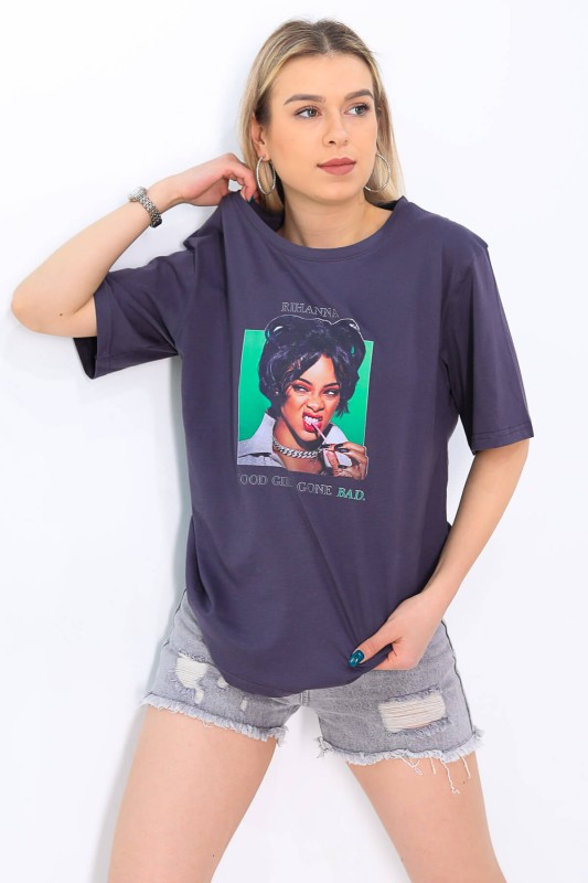 TSR-04172 Füme Rihanna Baskılı Salaş Tişört