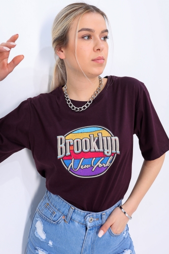 TSR-04177 Mürdüm Rengi Brooklyn Renkli Baskılı Salaş Tişört - Thumbnail