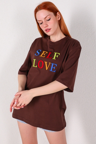 TSR-04215 Kahverengi Self Love Nakışlı Salaş Tişört - Thumbnail