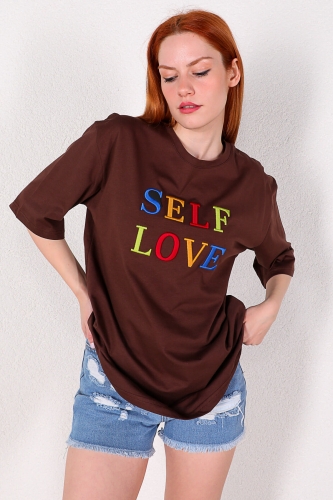 TSR-04215 Kahverengi Self Love Nakışlı Salaş Tişört - Thumbnail