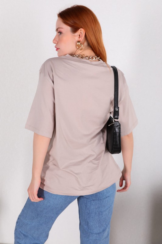 TSR-04256 Taş Rengi Kadın Dijital Çizim Baskılı Tişört