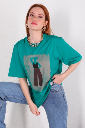 Cappmoda - TSR-04256 Yeşil Kadın Dijital Çizim Baskılı Tişört (1)