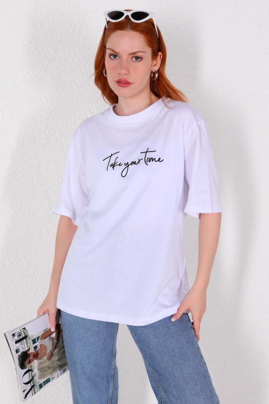 TSR-04272 Beyaz Take Your Time Nakışlı Tişört