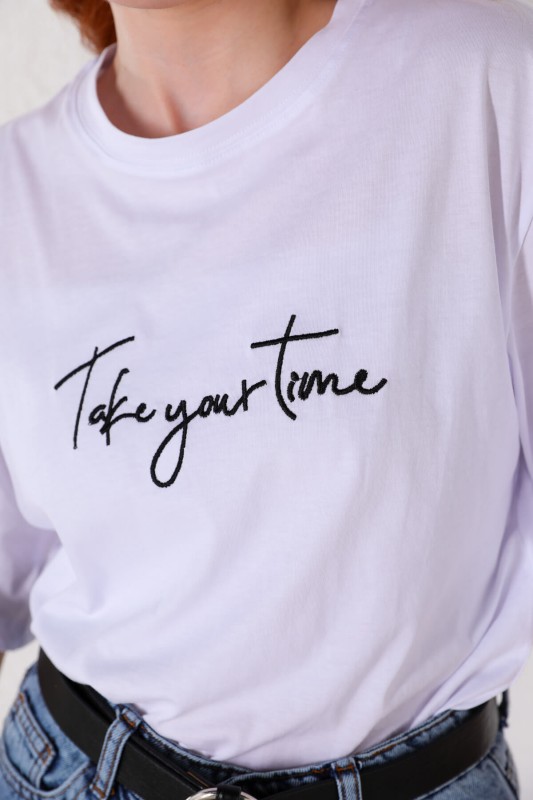 TSR-04272 Beyaz Take Your Time Nakışlı Tişört