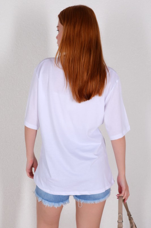 TSR-04288 Vizon Kare Desen Baskılı Beyaz Salaş Tişört