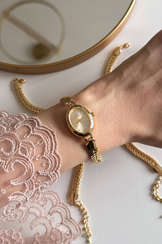 Zora Gold Kadran Balıksırtı Kordon Kadın Kol Saati 